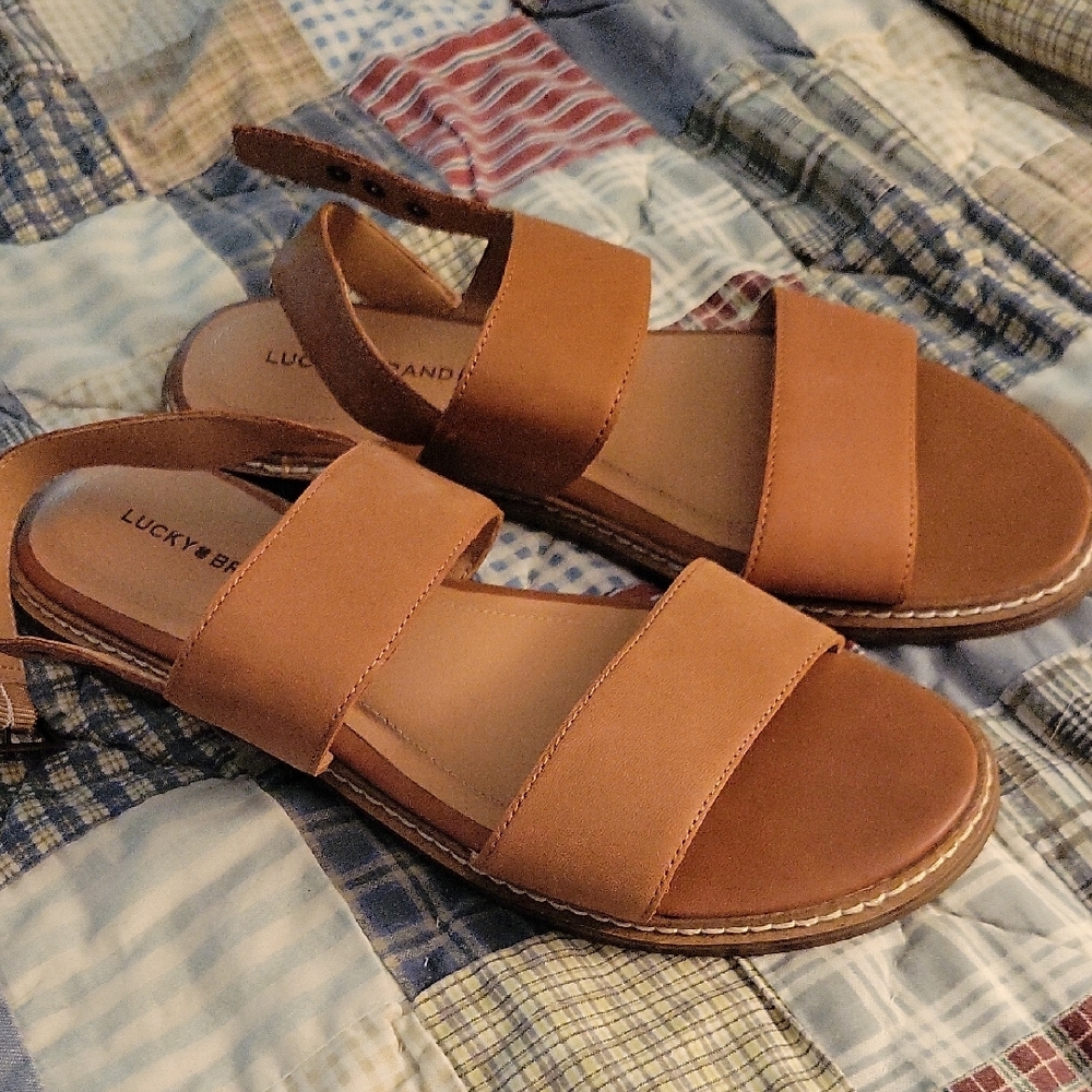 Lucky Brand Tan Minimalist Sandals Slip-On